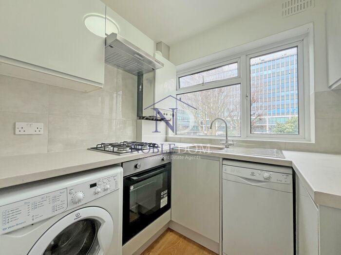 2 Bedroom Maisonette To Rent In Cheltenham Avenue, Twickenham, TW1