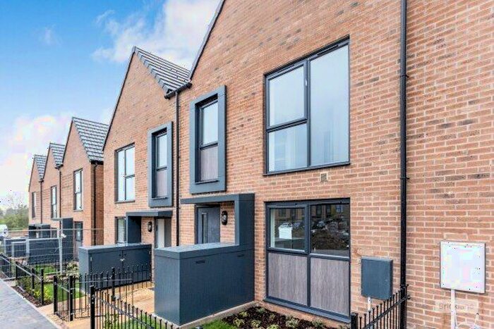 3 Bedroom Property To Rent In Wildflower Avenue, Bristol, BS13