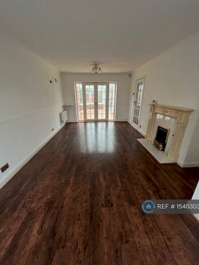 3 Bedroom Terraced House To Rent In Watling Street Road, Preston, PR2