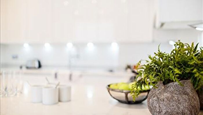 1 Bedroom Flat To Rent In Rainville Road, London, W6