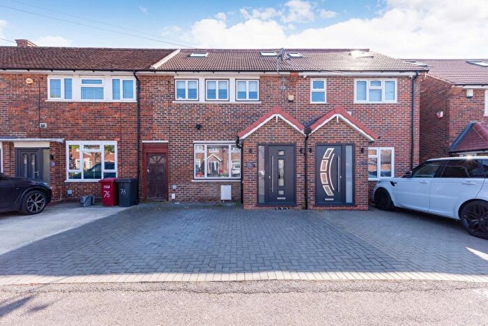 3 Bedroom Terraced House For Sale In Trelawney Avenue, Langley, SL3