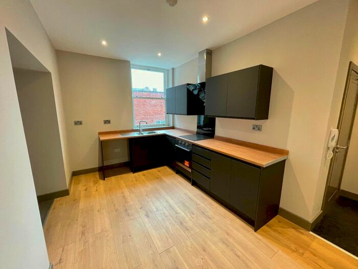 2 Bedroom Flat To Rent In Apartment Mason Gardens, Pontefract, WF8