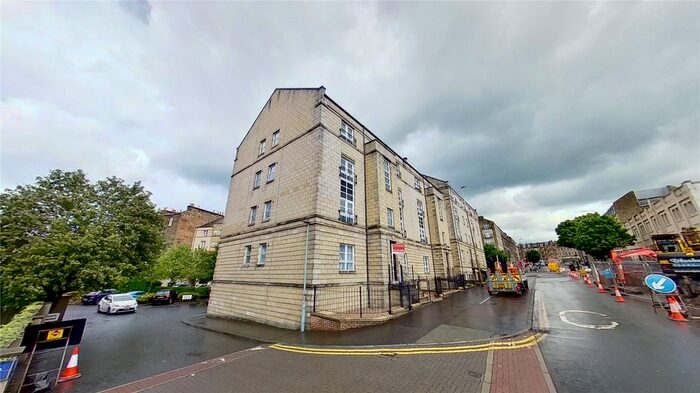 2 Bedroom Flat To Rent In Annandale Street, Edinburgh, EH7