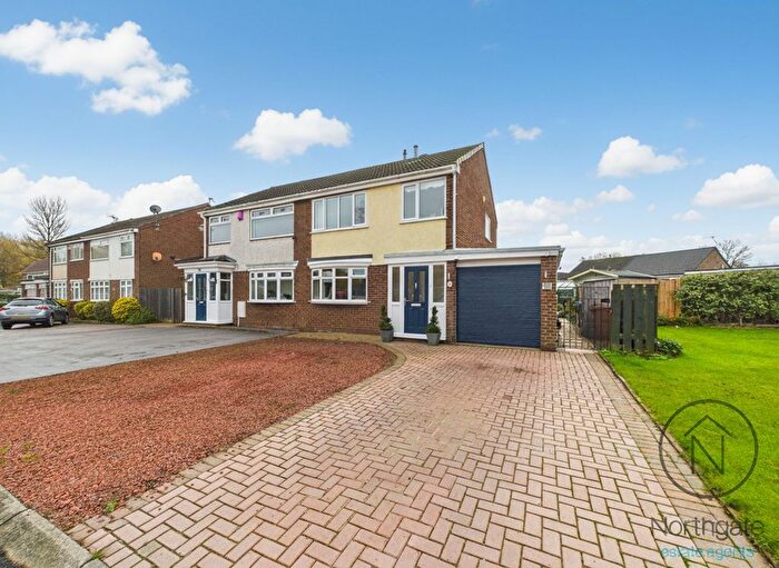 3 Bedroom Semi Detached House For Sale In Russell Court, Newton Aycliffe, DL5
