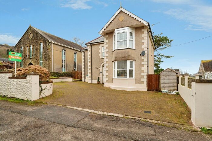 4 Bedroom Detached House For Sale In Trinity Lane, Penclawdd, Swansea, SA4