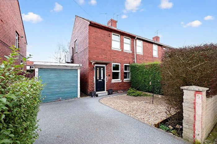2 Bedroom End Terrace House For Sale In Moore Avenue, York, YO10
