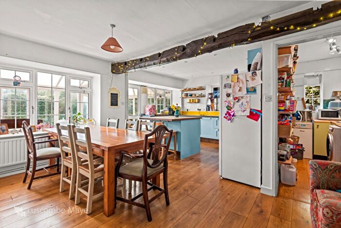 4 Bedroom Barn Conversion For Sale In Cheston, Wranagton, TQ10