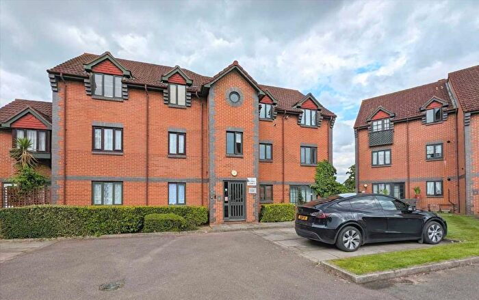 2 Bedroom Flat To Rent In Dunlin Court, Turnstone Close, Colindale, NW9