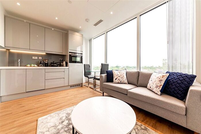 Studio To Rent In West Gate, Ealing, W5