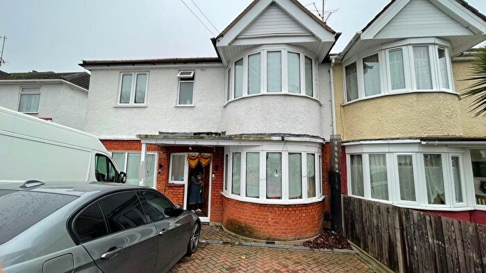 4 Bedroom Semi-Detached House To Rent In Torbay Road, Harrow, Greater London, HA2