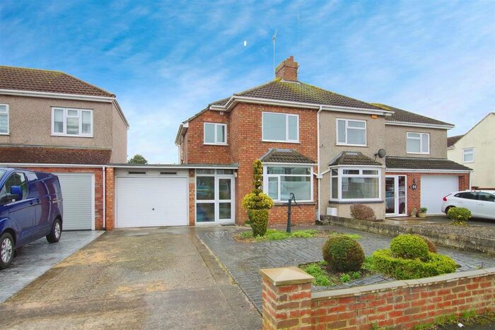 2 Bedroom Semi-Detached House To Rent In Ermin Street, Stratton, Swindon, SN3