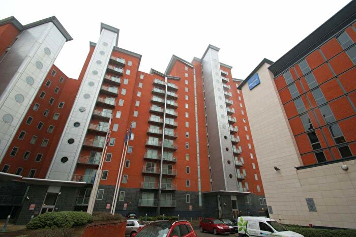 2 Bedroom Flat To Rent In Whitehall Quay, LS1