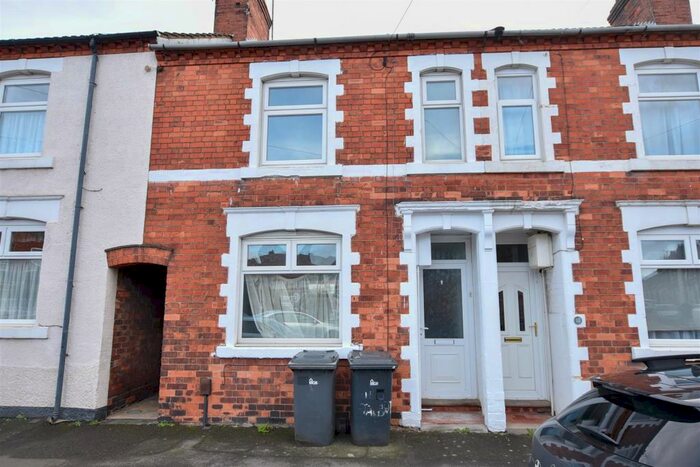 3 Bedroom Terraced House To Rent In Talbot Road, Wellingborough, NN8
