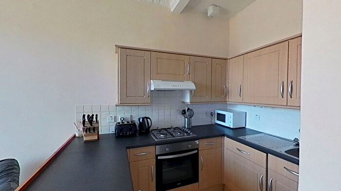 1 Bedroom Flat To Rent In Cathcart Place, Edinburgh, EH11