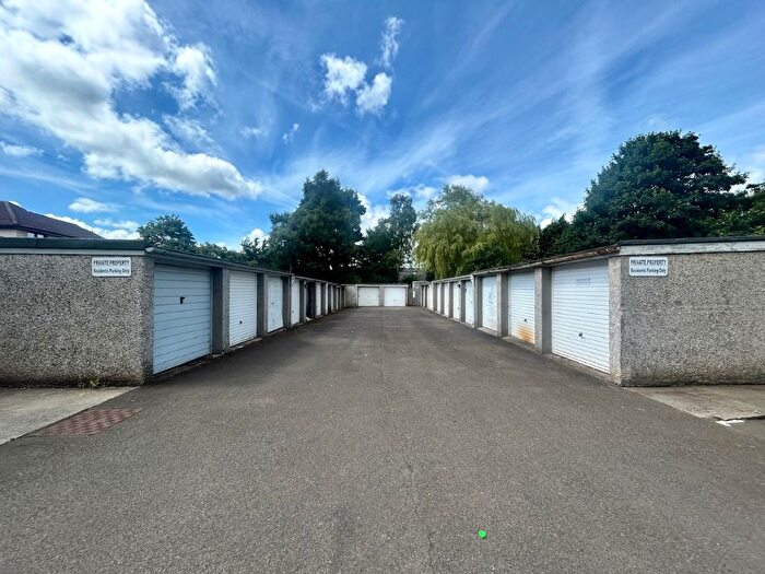 Garage / Parking To Rent In Pentland Drive, Comiston, Edinburgh, EH10