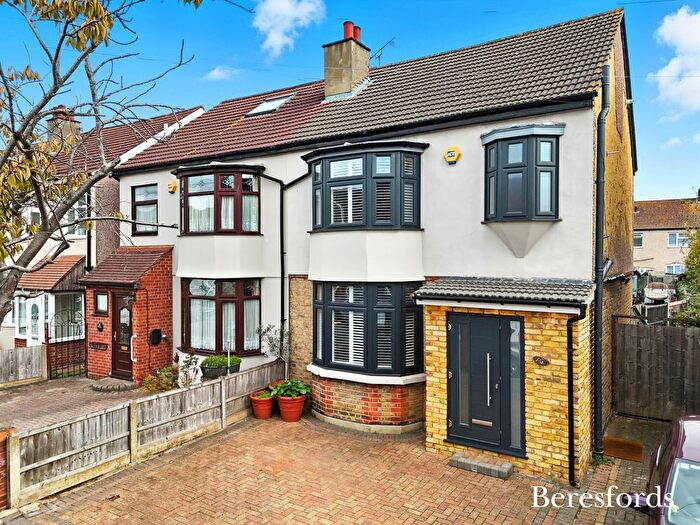 3 Bedroom Semi-Detached House For Sale In Crowlands Avenue, Romford, RM7