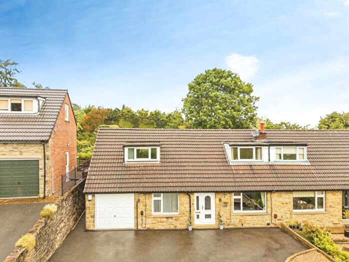 4 Bedroom Semi-Detached House For Sale In Greenhill Bank Road, Holmfirth, HD9