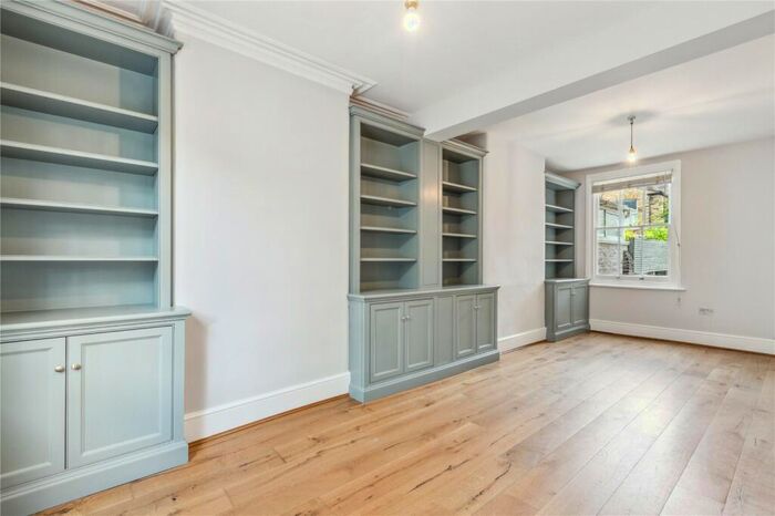 2 Bedroom Terraced House To Rent In Elsley Road, SW11