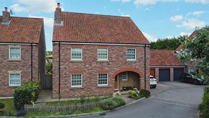 4 Bedroom Detached House For Sale In Monckton Rise, South Newbald, YO43