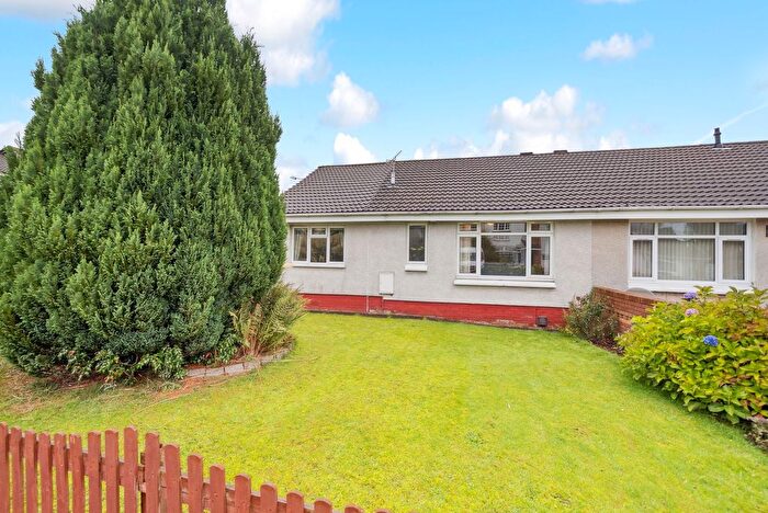 2 Bedroom Semi-Detached Bungalow For Sale In Colwood Avenue, Glasgow, G53