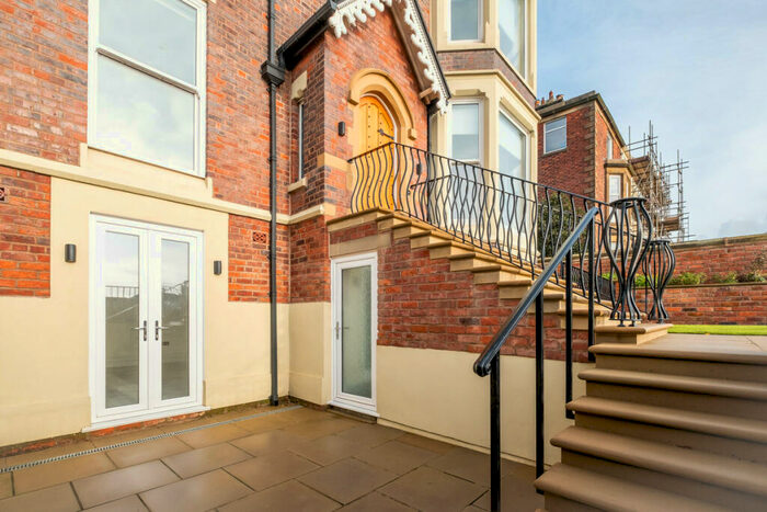 2 Bedroom Apartment For Sale In West Beach, Lytham, FY8