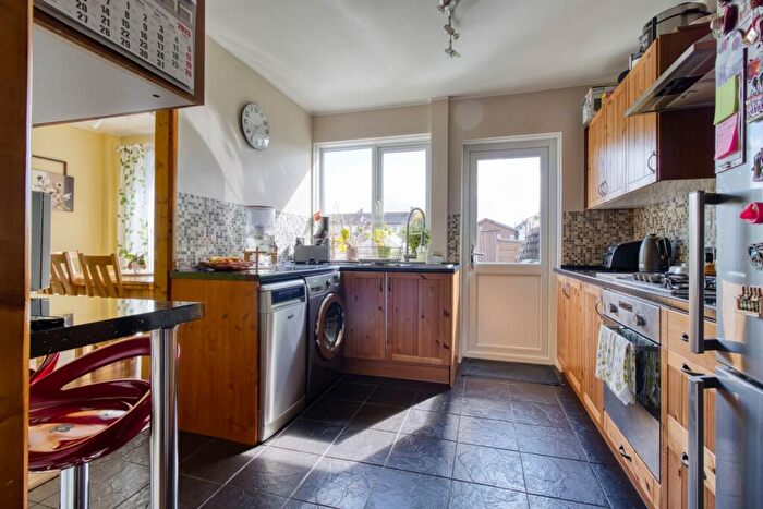3 Bedroom Terraced House For Sale In Walcot, Swindon, SN3