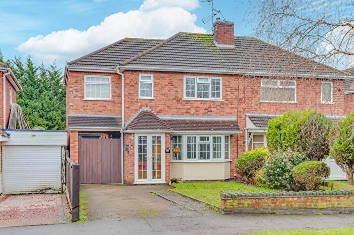 3 Bedroom Semi-Detached House For Sale In Kings Drive, Leicester Forest East, LE3