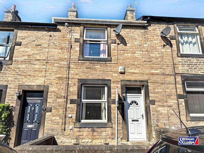 2 Bedroom Terraced House For Sale In Croft Street, Glusburn, BD20