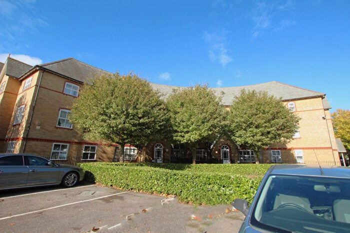 2 Bedroom Apartment To Rent In Chamberlayne Avenue, Wembley, HA9