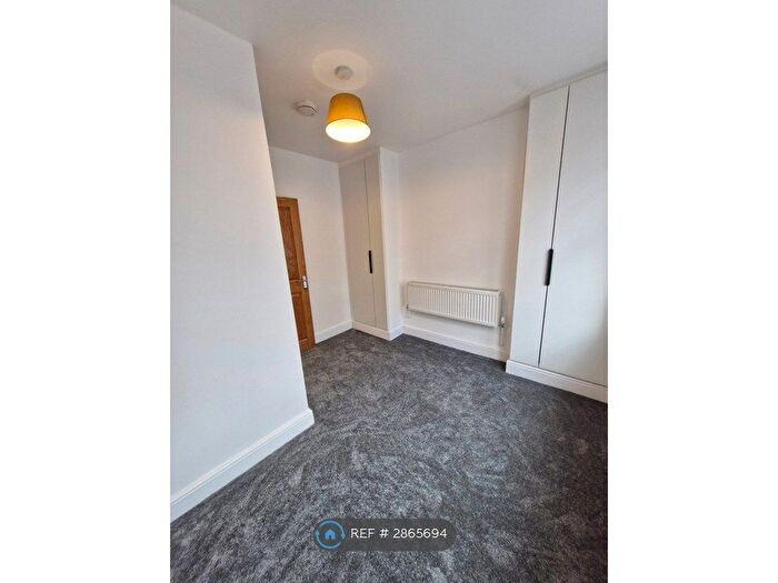 1 Bedroom Flat To Rent In Canton, Cardiff, CF11