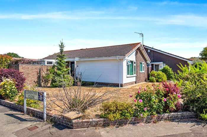 3 Bedroom Detached Bungalow For Sale In Coventry Close, Aldwick, Bognor Regis, PO21