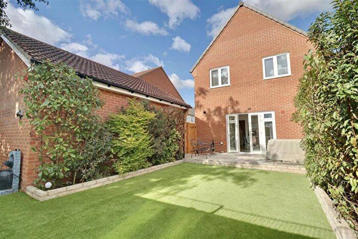 3 Bedroom Detached House For Sale In Normandy Road, Fareham, Hampshire, PO14