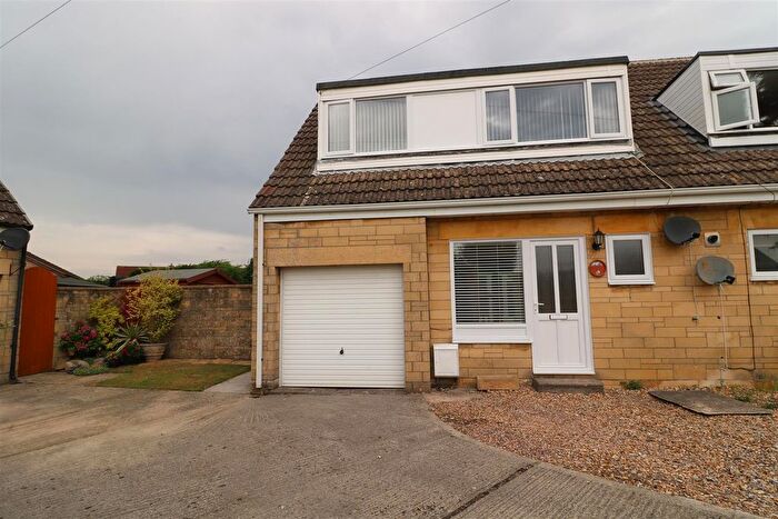 3 Bedroom Semi-Detached House To Rent In Sherwood Avenue, Melksham, SN12