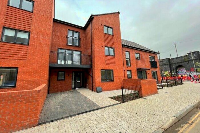 3 Bedroom Property To Rent In All Saints Road, Leicester, LE3