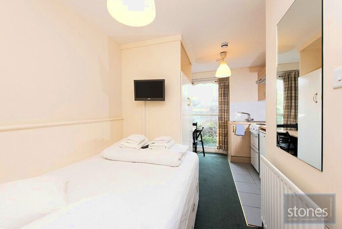 Property To Rent In Belsize Avenue, London, NW3