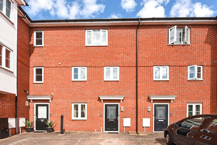 4 Bedroom Town House To Rent In Abingdon, Oxfordshire, OX14
