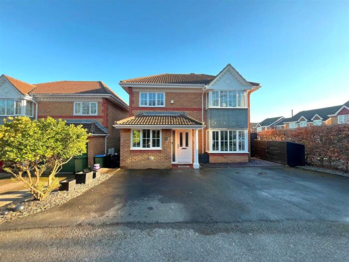 4 Bedroom Detached House To Rent In Suffolk Drive, Whiteley, PO15