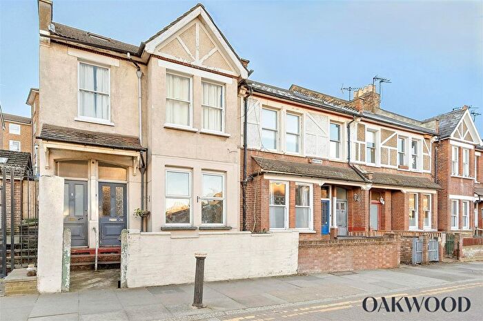 2 Bedroom Flat To Rent In Vartry Road, London, N15