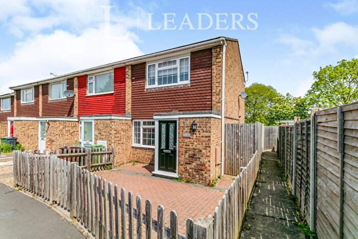 2 Bedroom House To Rent In Kilndown Close, ME16