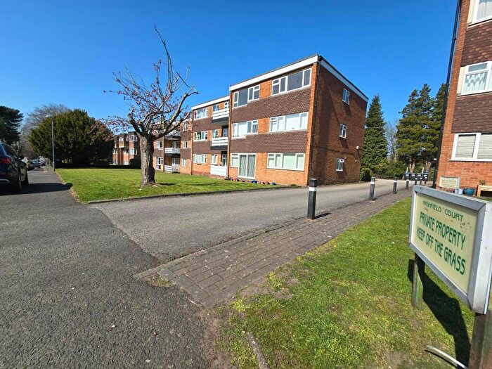 2 Bedroom Flat To Rent In Station Road, Wylde Green, Sutton Coldfield, B73