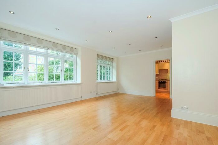 2 Bedroom Flat To Rent In Clifton Court St Johns Wood, NW8