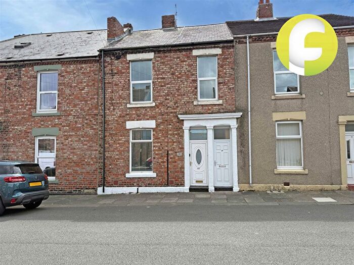 2 Bedroom Flat For Sale In Vicarage Street, North Shields, NE29
