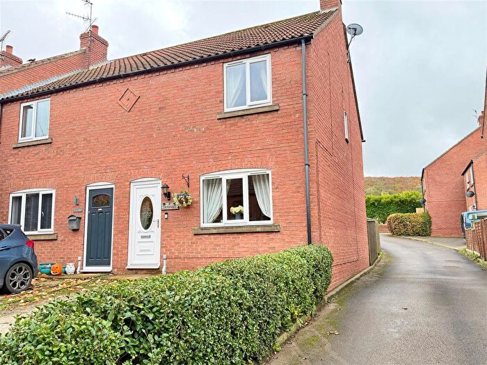 3 Bedroom End Of Terrace House For Sale In Kiln Field, Staxton, Scarborough, YO12
