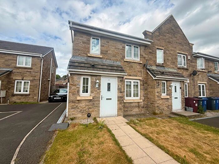 3 Bedroom Semi Detached House To Rent In Straight Mile Court, Burnley, BB11