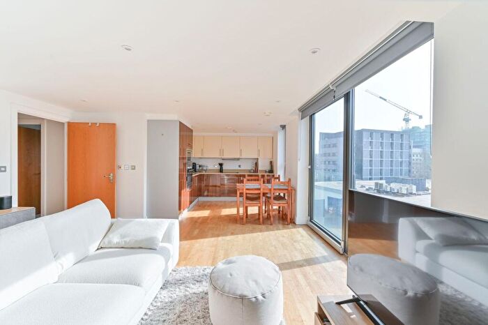 2 Bedroom Flat To Rent In Union House, Woolwich, London, SE18