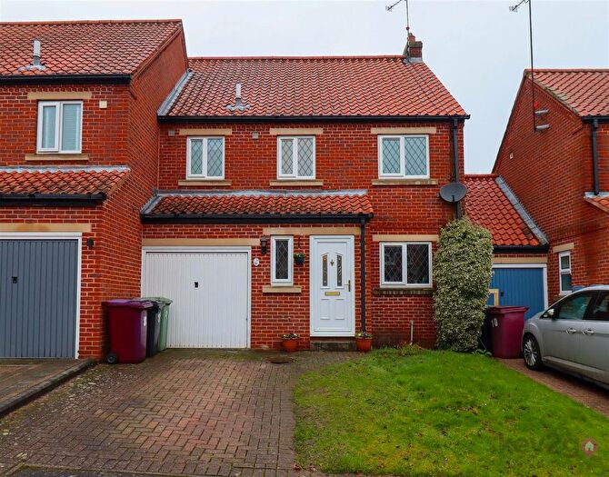 3 Bedroom Semi Detached House For Sale In Penny Engine Lane, Eckington, Sheffield, S21