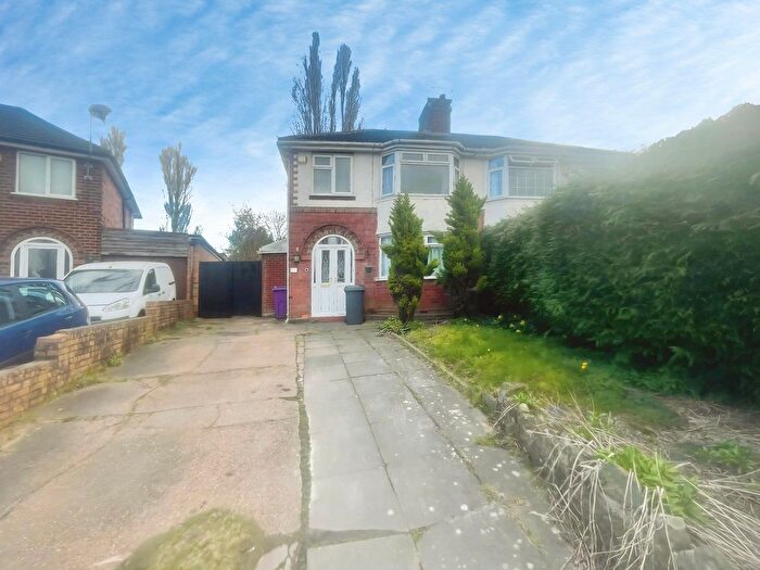 3 Bedroom Semi Detached House To Rent In Maurice Grove, Wolverhampton, WV10