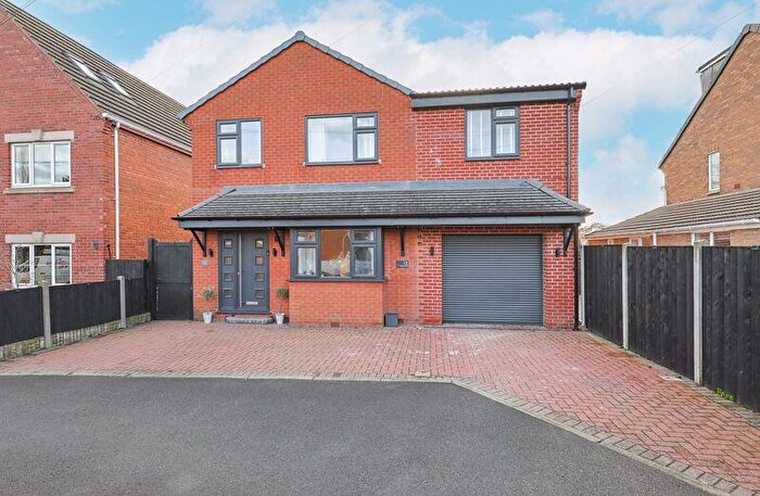 4 Bedroom Detached House For Sale In Welwyn Close, Ashgate, Chesterfield, S40
