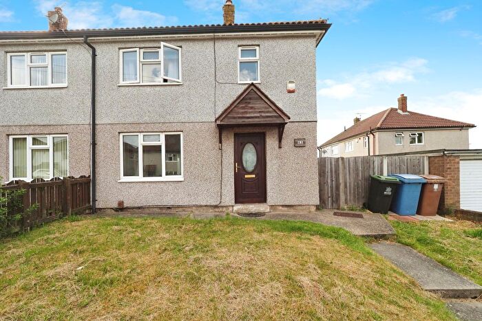 2 Bedroom Semi-Detached House For Sale In Kaye Road, Mansfield, NG19