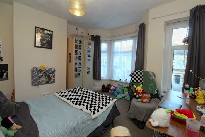 3 Bedroom House To Rent In Arabella Street, Cardiff, CF24